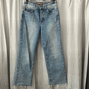 Joe’s Jeans The Wyatt High Rise Retro Crop Size 24 Medium wash EUC
